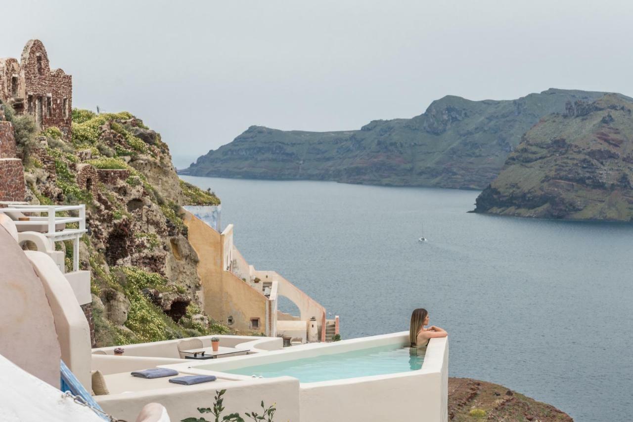 Suite con Vasca Immersione ad Acqua Fredda e Vista Caldera Tramonto